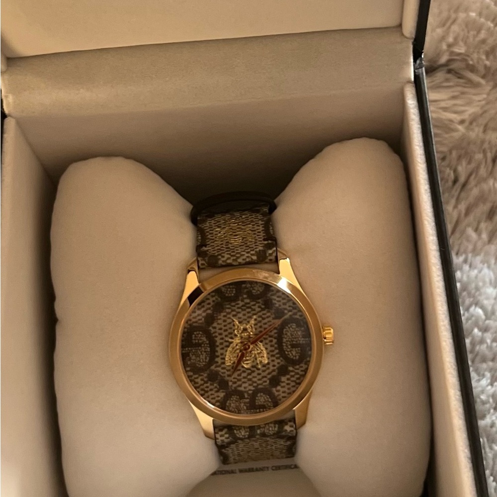 Gucci Watch - Picture 5 of 5
